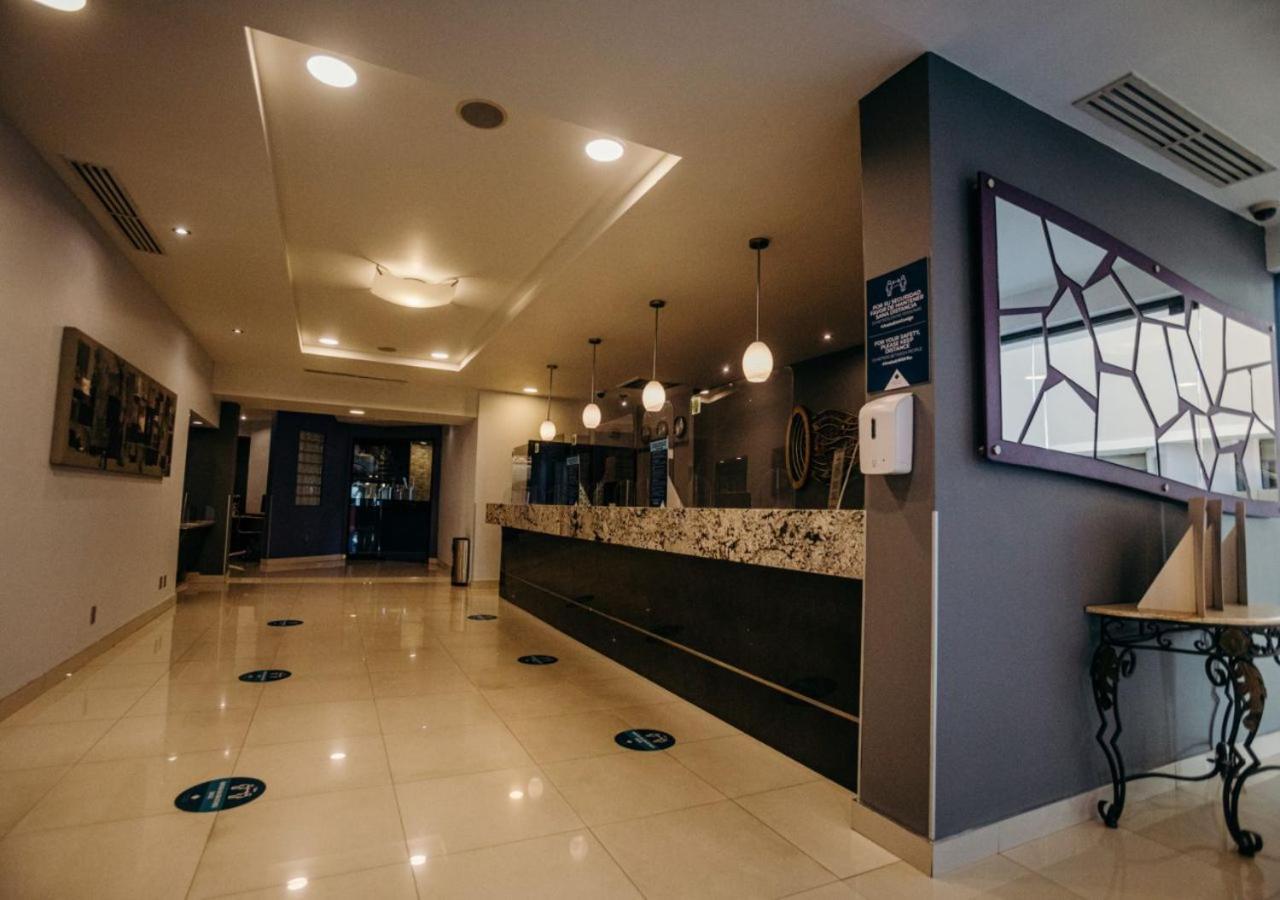 Hotel Calafia Мехикали Екстериор снимка