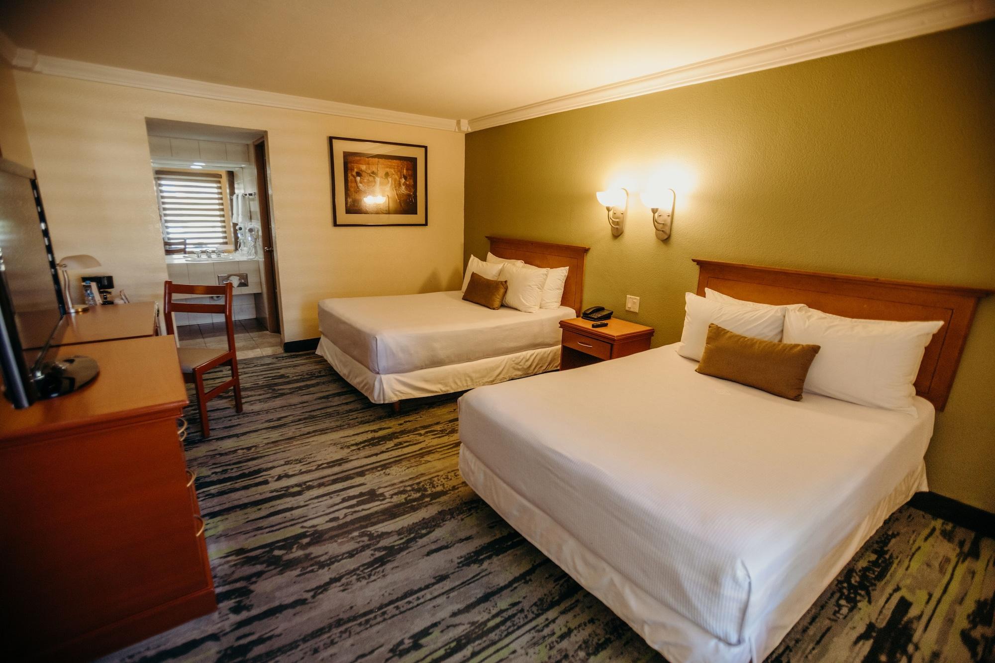 Hotel Calafia Мехикали Екстериор снимка