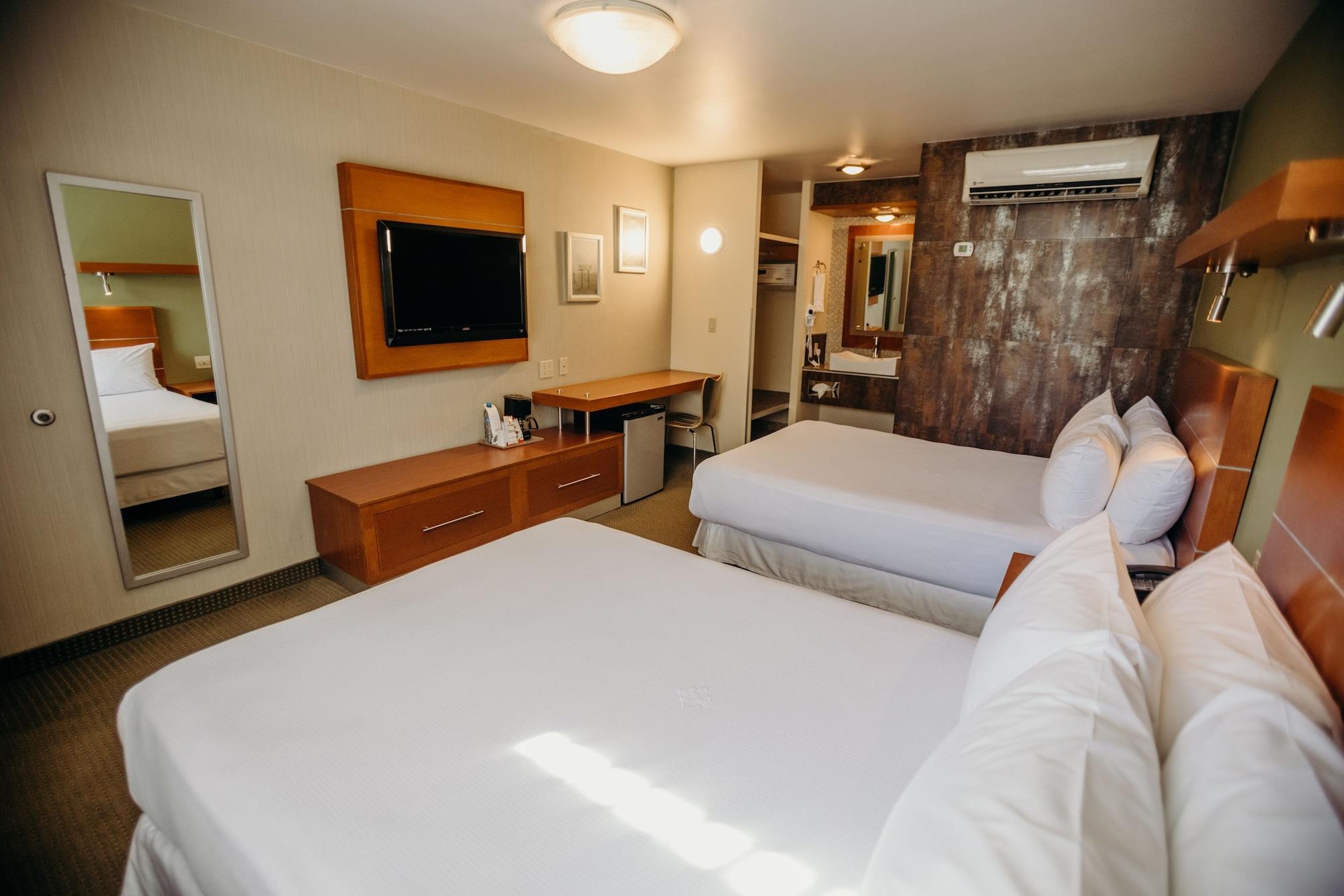 Hotel Calafia Мехикали Екстериор снимка