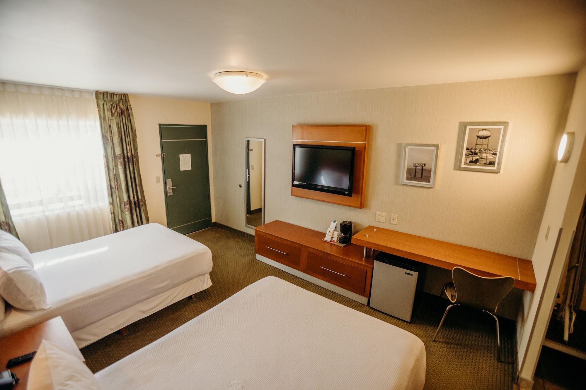 Hotel Calafia Мехикали Екстериор снимка