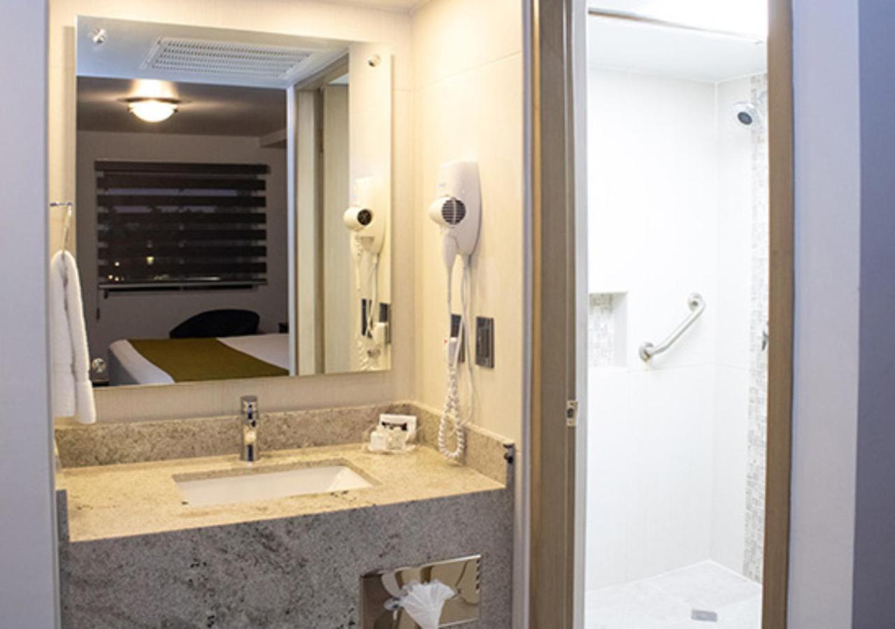 Hotel Calafia Мехикали Екстериор снимка
